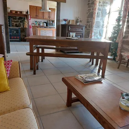 Prázdninový dům La Drulhoise Tres Belle Demeure De Caractere Au Coeur Du Cantal Meallet
