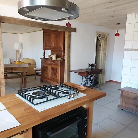 La Drulhoise Tres Belle Demeure De Caractere Au Coeur Du Cantal *