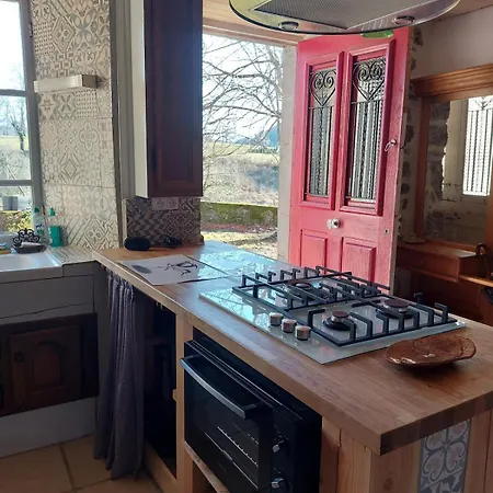 Holiday home La Drulhoise Tres Belle Demeure De Caractere Au Coeur Du Cantal