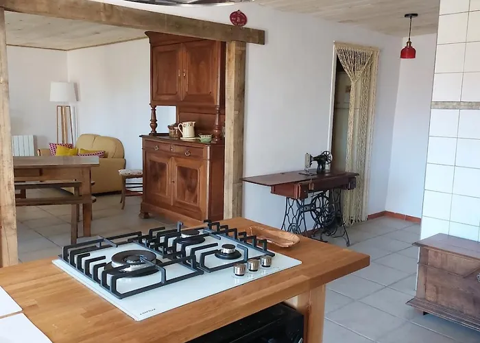 La Drulhoise Tres Belle Demeure De Caractere Au Coeur Du Cantal *