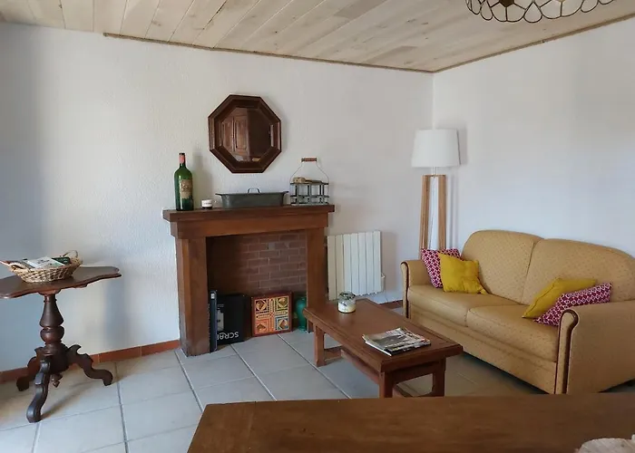 La Drulhoise Tres Belle Demeure De Caractere Au Coeur Du Cantal Holiday home